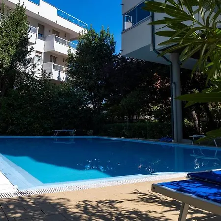 דירה A Pochi Passi Dal Mare Con Piscina רימיני